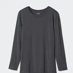 Uniqlo Heat tech scoop neck long sleeve t- shirt - Master