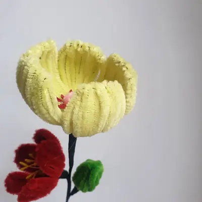 Pipe cleaner flowers, craft flower, beautiful flowers, colorful flowers primary image