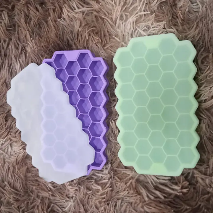 Honeycomb Ice Cube Tray - Master