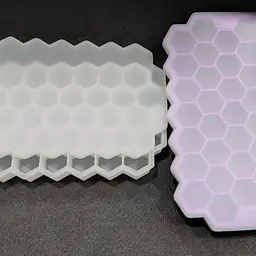 Honeycomb Ice Cube Tray - Master