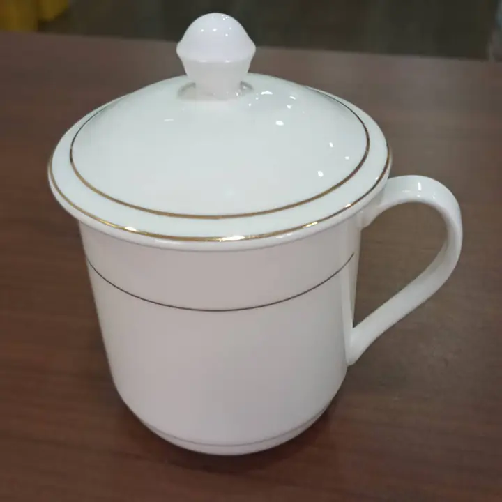 Ceramic Cup With Lid Gold Rim 350ml - Master