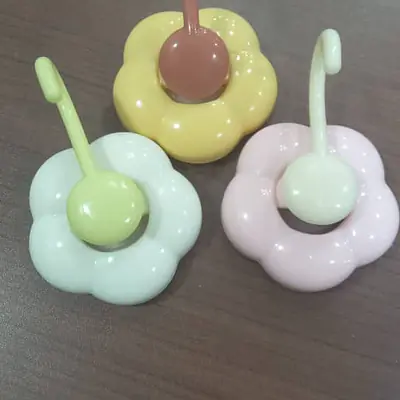 Adhesvie Hooks Flower primary image