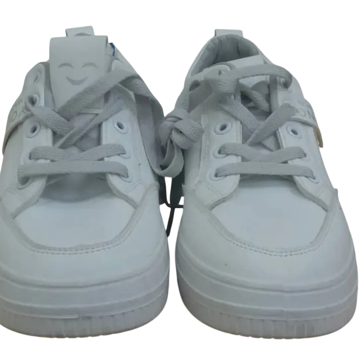 White Sneaker - Master